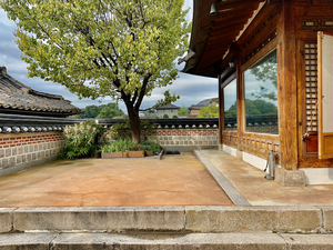 Bukchon Hanok Village Seoul Korea 4