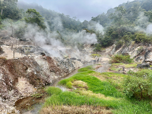 Cibuni Rengganis Crater Java Indonesia 1
