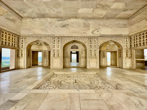 Agra Fort 21