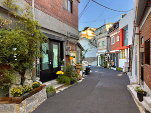 Ihwa Mural Village Seoul Korea 8