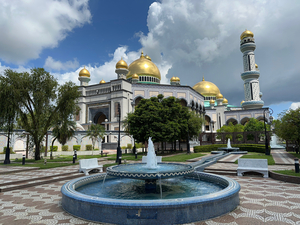 Jame Asr Hassanil Bolkiah Mosque Brunei 6