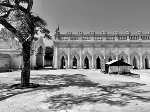 BW Ananda Pagoda Myanmar