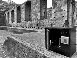 BW Safe in the Temple