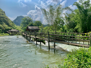 Long Bamboo Bridge