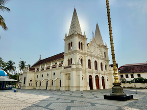 Santa Cruz Cathedral Basilica Fort Kochi 1