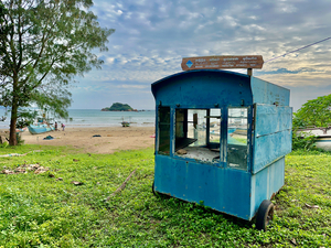 Stand Alone by the Sea