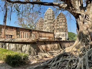 Wat Si Sawai Temple Old Sukhothai Thailand
