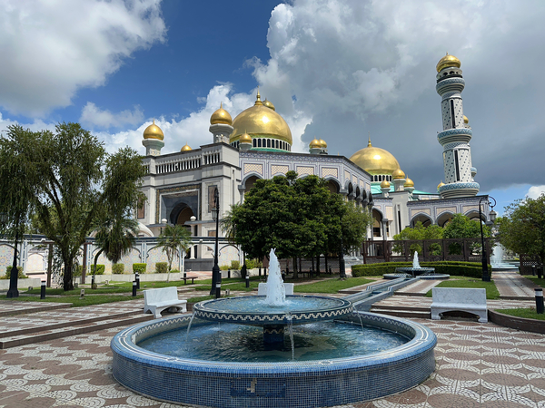 Jame Asr Hassanil Bolkiah Mosque Brunei 6 Print