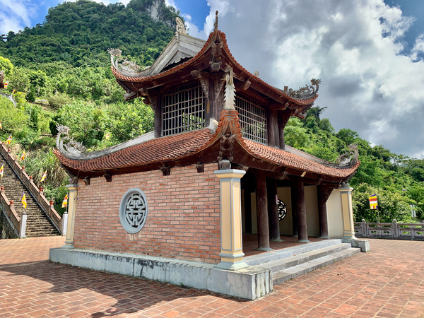 Buddhist Temple Vietnam Print