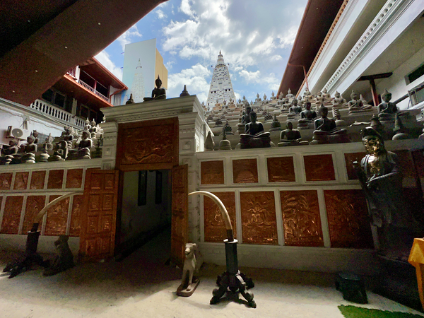 Gangaramaya Temple in Colombo Sri Lanka 2 Print