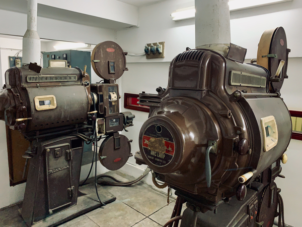 Old Projectors Print