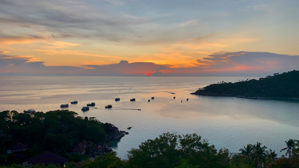 Sunset in Chalok Bay Koh Tao Thailand Print