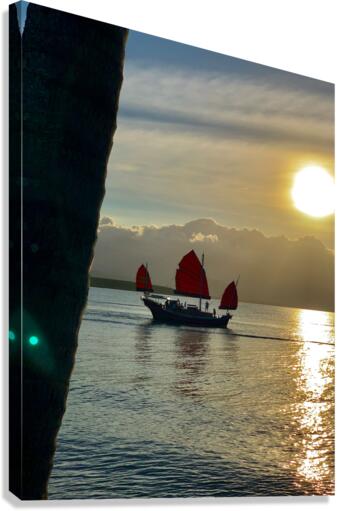 Special Boat When the Sun comes Down Canvas Print