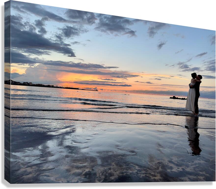 Newlyweds Sunset Beach Jeju South Korea 5 Canvas Print