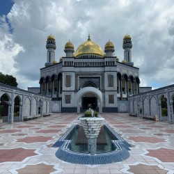 Jame Asr Hassanil Bolkiah Mosque Brunei 1