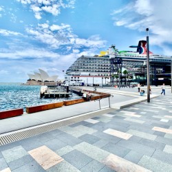 Boat Cruise in Sydney Harbour