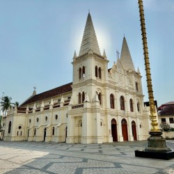 Santa Cruz Cathedral Basilica Fort Kochi 1