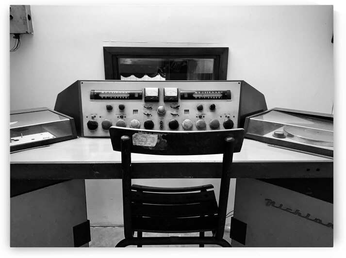 BW Control Station by Jimmy Roy Photos