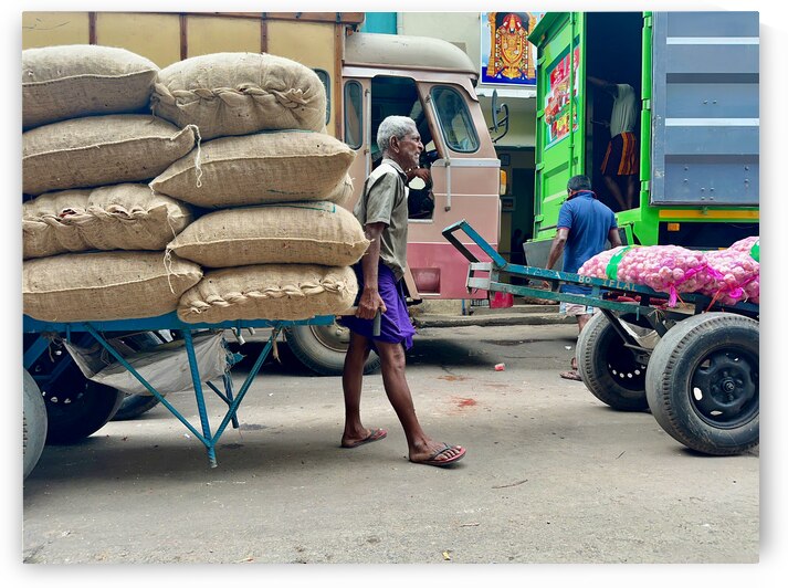 Heavy Delivery by Jimmy Roy Photos