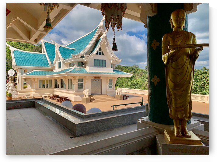 The stylish Wat Pa Phu Kon 3 by Jimmy Roy Photos