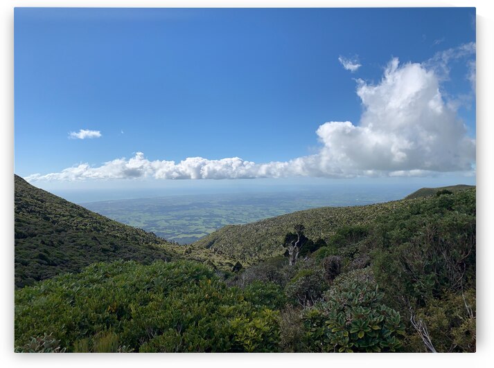 Hanging Clouds by Jimmy Roy Photos