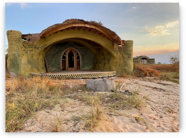 Special House on the Beach by Jimmy Roy Photos