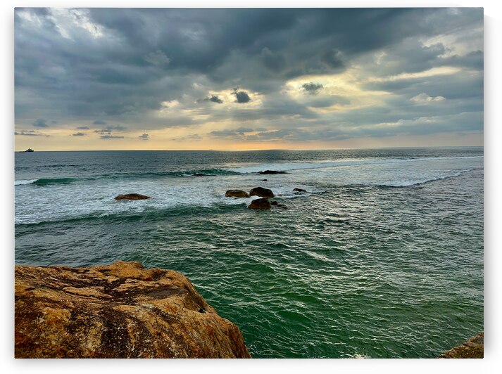 Storm is Coming by Jimmy Roy Photos