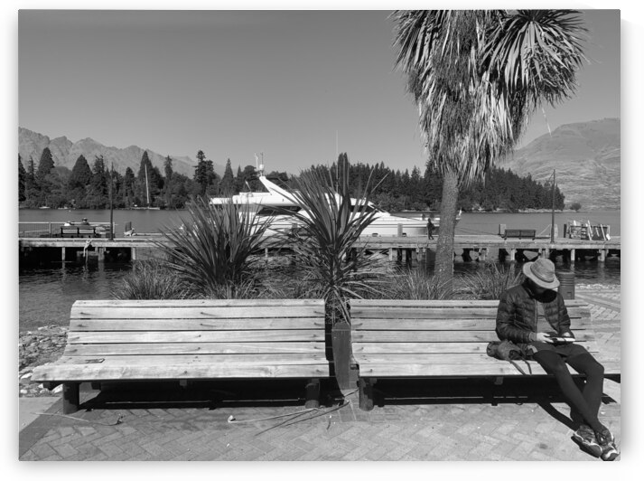 BW Reading on Twin Benches by Jimmy Roy Photos