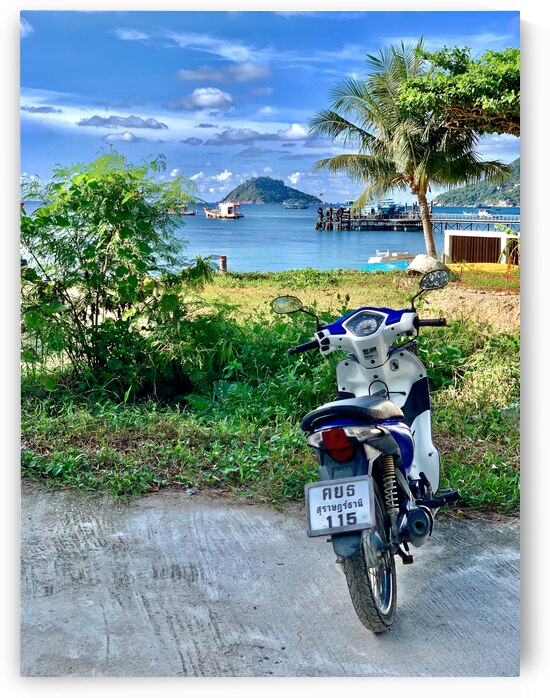 Koh Nang Yuan and Motorbike by Jimmy Roy Photos