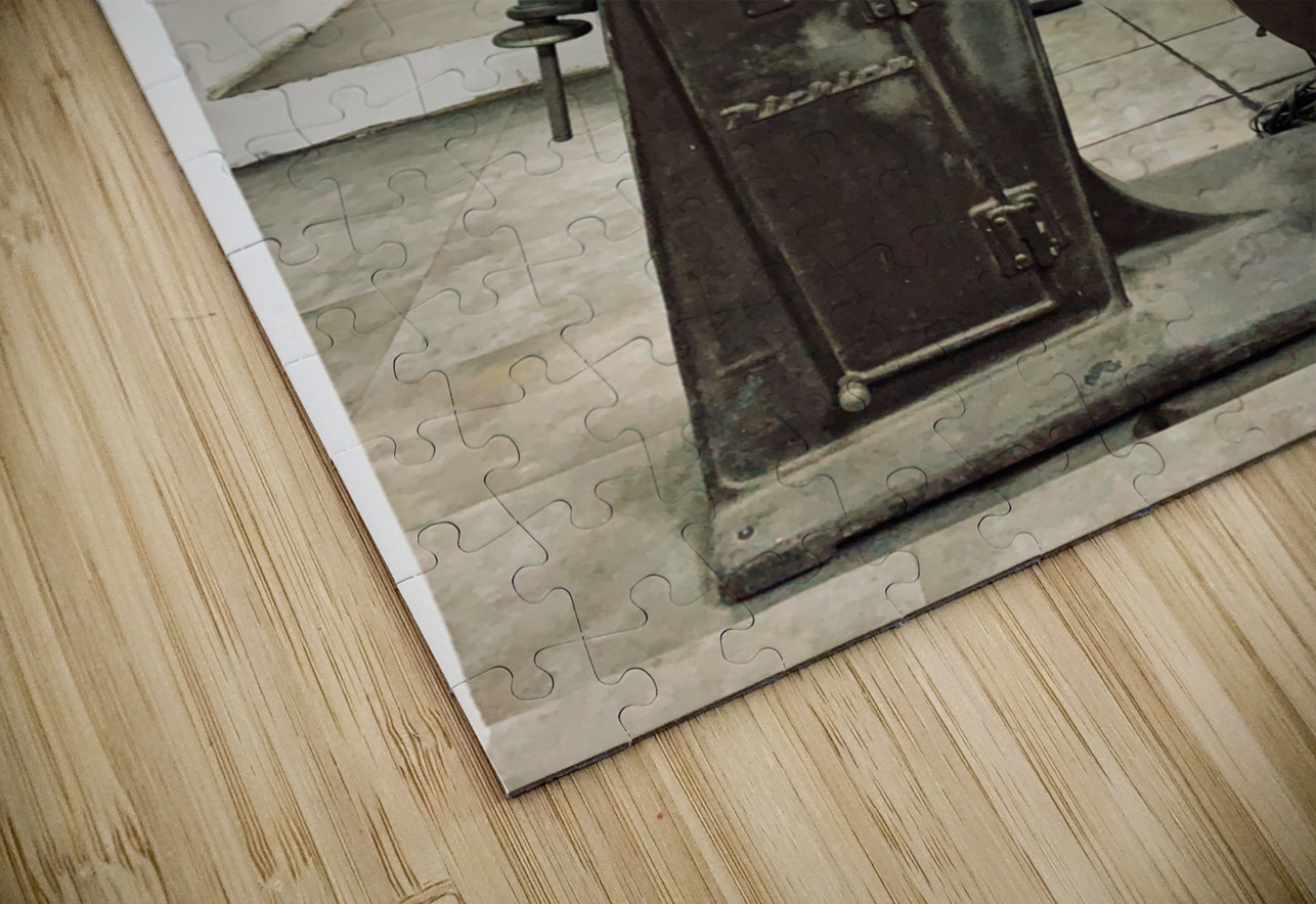 Old Projector Jimmy Roy Photos Puzzle