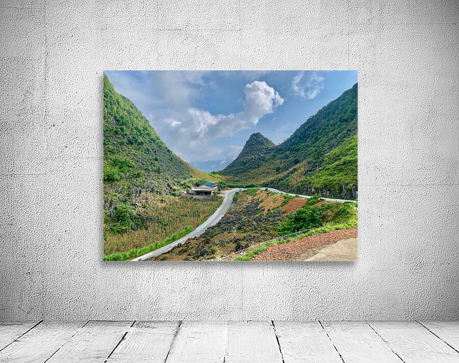 Little Peak House Wall Preview