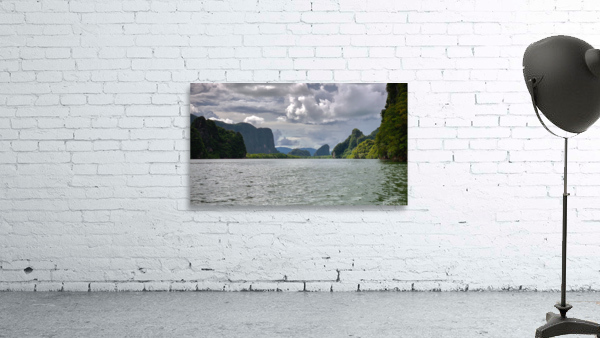 Amazing Scenery on the Sea Wall Preview