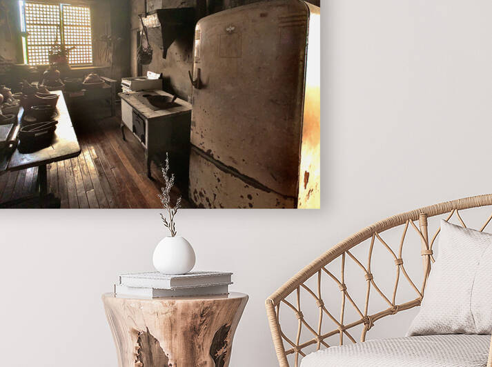 Good Old Kitchen by Jimmy Roy Photos